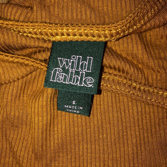 Romper - Picture 2 of 4